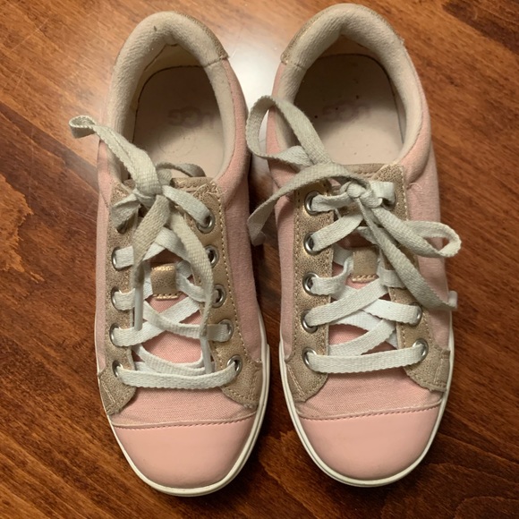 UGG Sneakers - Picture 1 of 6